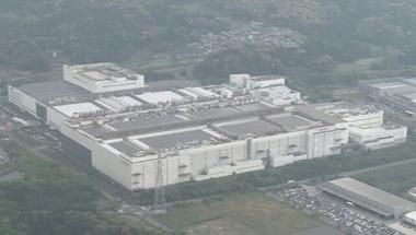 シャープ､親会社･鴻海精密工業への亀山工場売却が不成立 希望退職1170人募集