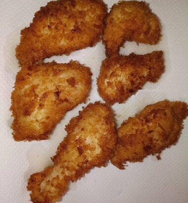 お前らー朝ごはんのチキンカツ揚がったぞー 降りて来いよー