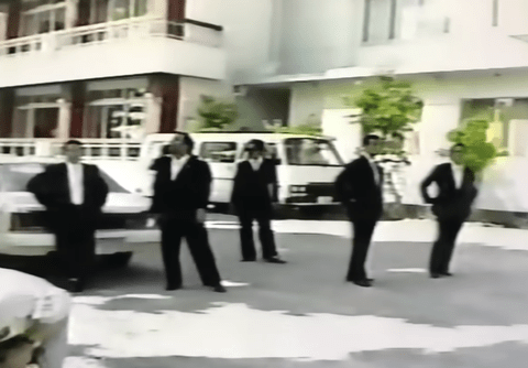 ヤクザは賃貸契約、銀行口座開設、携帯電話契約が禁止されてるとか酷すぎないか？