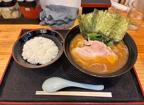 お前らこのラーメンにいくら出せる？🍜