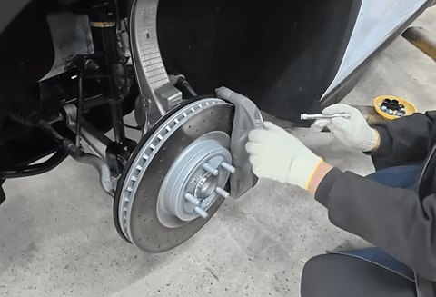 【悲報】日本人「BYD車の足回りは30年前の日本車レベルｗ」専門家「分析したら欧州プレミアムセグメント並みだったぞ」