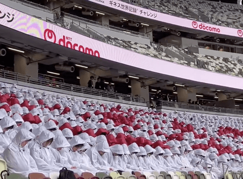 【悲報】NTTドコモ、入社式でギネス世界記録を達成