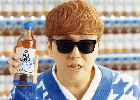 【悲報】ヒカキン「明日、日本の未来を変える発表をします！」→「麦茶を出します！」