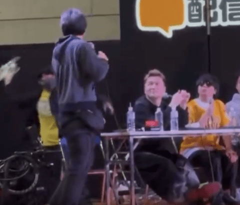 【動画】ニコニコ超会議でのひろゆき暗殺未遂事件の映像がこちら