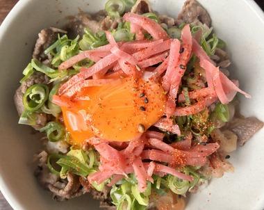 【画像】ワイが作った牛丼にありがちな事