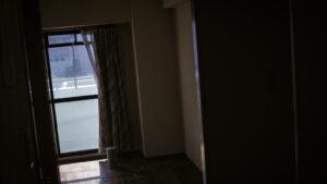 バイトから帰ってきたら両親が蒸発して1億5000万の借金押し付けられたんだが