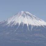 【静岡】「ヘリ救助には自己負担を」相次ぐ閉山中の富士登山事故で富士宮市長が知事に要望　救助隊員の二次遭難も懸念