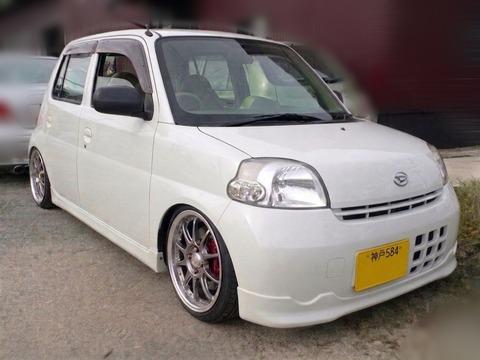 【画像あり】新車で68万円で買えた「MT車」の末路がコレｗｗｗｗｗ