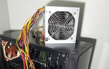 わいのPCの電源14年目入るんやが🥺