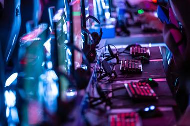【悲報】国際オリンピック委員会(IOC)｢eスポーツ｣の専門委員会の活動を休止 ｢スポーツ｣として扱うことへの異論が根強く🥺
