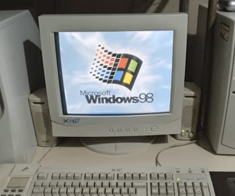 昔のおっさんPC「ﾋﾟｰ⋯ｼﾞｼﾞｼﾞ⋯ｼﾞｬﾗﾗﾗｰﾝw(無駄に壮大なSE)」←PC立ち上がりまで8分待機