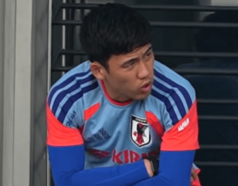 【悲報】遠藤航が挨拶なしで帰国した件、これは内部崩壊を意味してる？それとも無責任なキャプテンだっただけ？