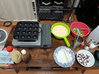 【画像】たこ焼き作る