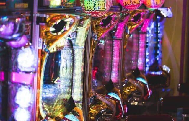【パチンコ】倒産相次ぐも総売上高は今も11兆円超　競馬、競輪、ボートレース足しても及ばない「もうけ」の実態