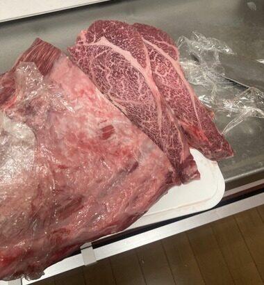 こんな時間にステーキを焼いてしまった
