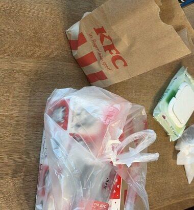 ウマ娘のケンタッキーコラボのやつ買ったで