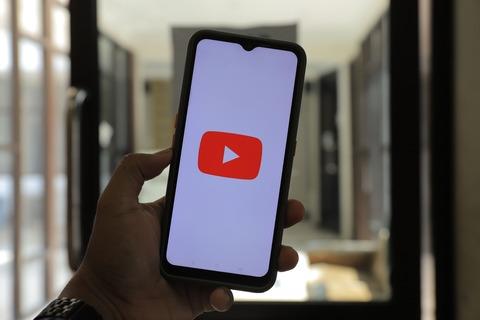 【悲報】YouTube、収益化の要件を超絶改悪。こんなん一般人には到底無理やん…