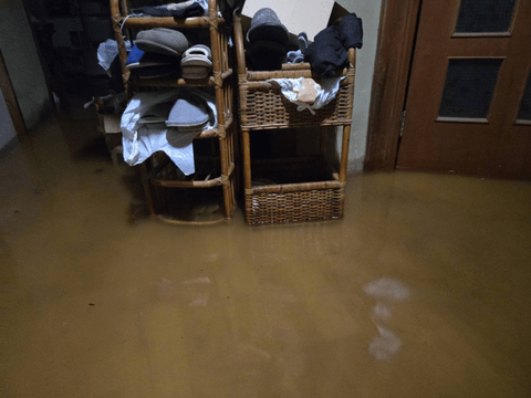 【悲報】ワイの家、水没ｗｗｗｗｗｗｗｗｗｗｗｗ