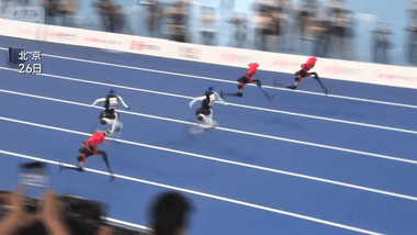 【動画】中国で開催された人型ロボット運動会､100m走の決勝は出場した5体のロボットすべてが8秒台を記録