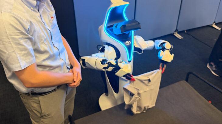 トヨタ自動車、毎年1兆円を投資し工場とロボットを更新していくことを発表