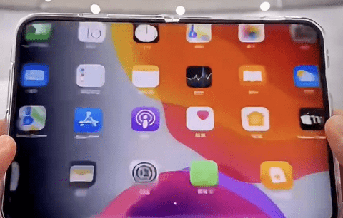 【朗報】折りたたみiPhone、苦節10年の長い開発を経てようやく今夜発表へ