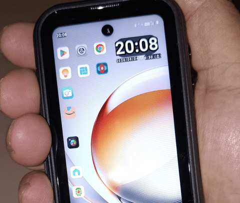 【朗報】ミニスマホを買ったんだが、めちゃくちゃ良かった