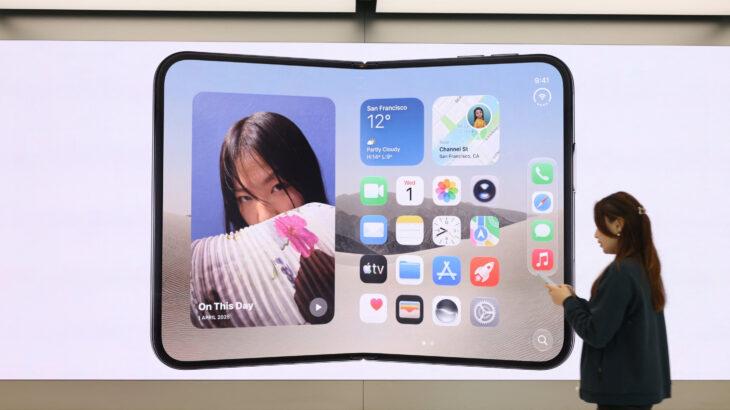 【米国株】AppleのiPhone「デュオ」に画面不具合、交換対応へ