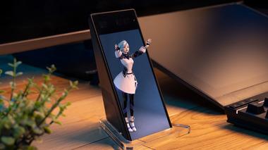 ソニー､6インチの空間再現ディスプレイ｢ELF-MN1｣を5万4000円で発売 スマホ･PCと繋いでキャラクターやアバターを楽しめる