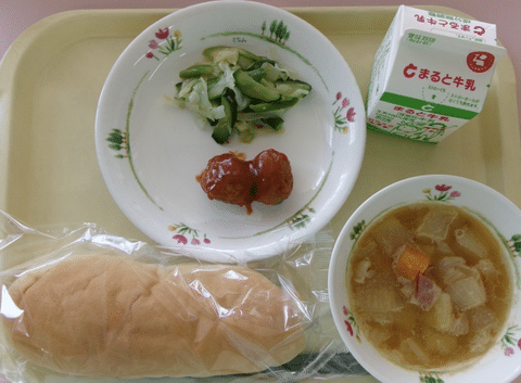 【悲報】日本の最新の給食、ガチで終わってると話題に