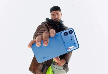 Nothing､6Gen4搭載の新型スマホ｢Phone(4b)｣を日本で発売 価格は5万9800円