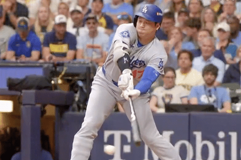 【悲報】大谷、ベンチが一転、ロバーツ監督がスタメン起用明言「何か掴みかけてる」