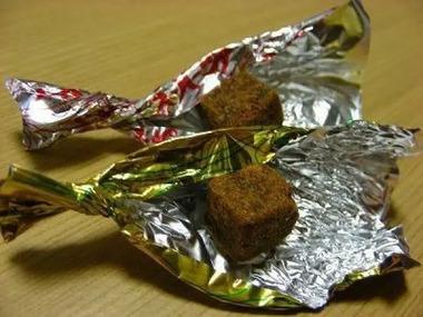 【画像】ばぁちゃんちにこの謎のお菓子があった奴wwwwwwwwwwwwwwwwwww